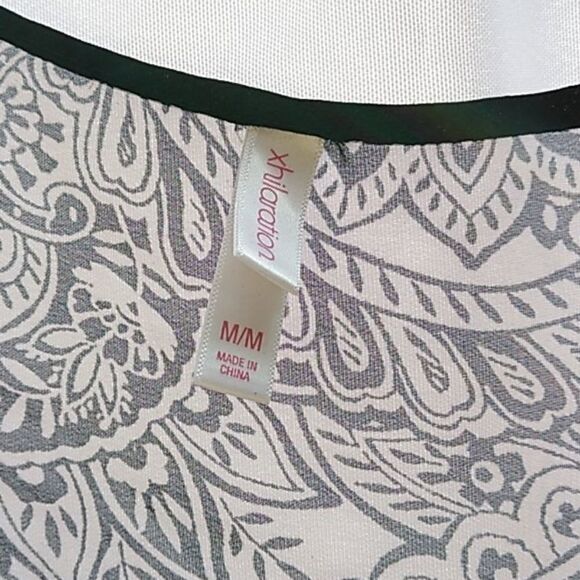 Xhileration top - Picture 2 of 4